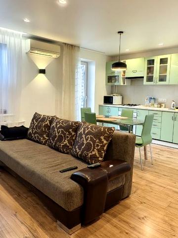 Володимира Українця вул., 20-А