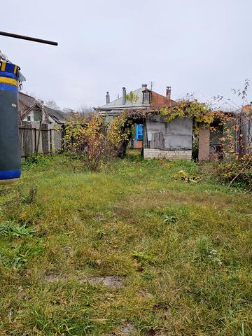 Житня вул., 12
