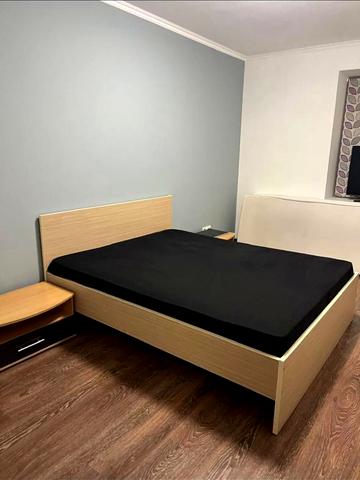 Тарасівська вул., 10