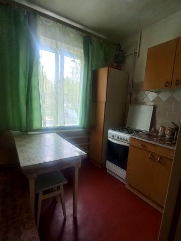 Андрія Мельника вул., 16