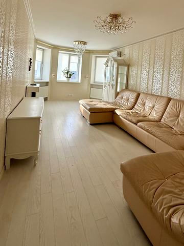 Івана Богуна проїзд, 5