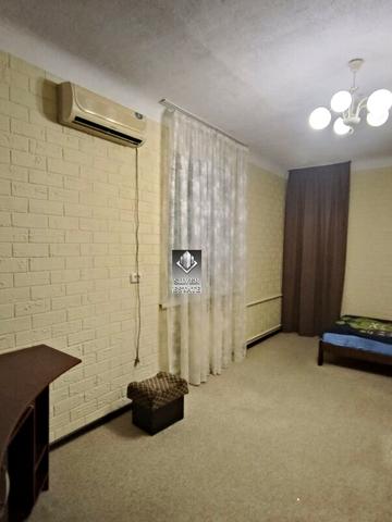 Брюллова вул., 12