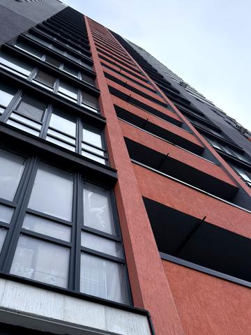 Миколи Гулака вул., 4