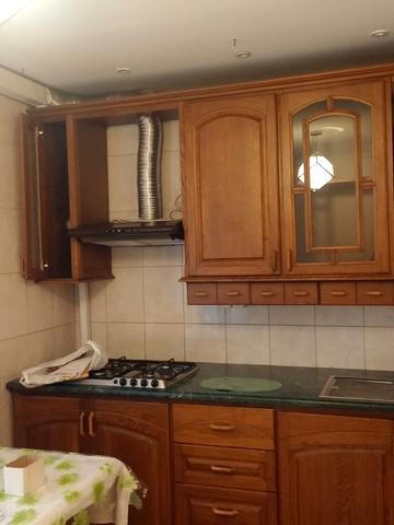 Шнеєрсона вул., 33