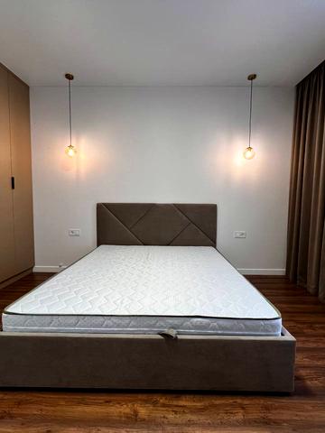 Добровольчих Батальйонів вул. (Червоноармійська), (Будинок 2/3)