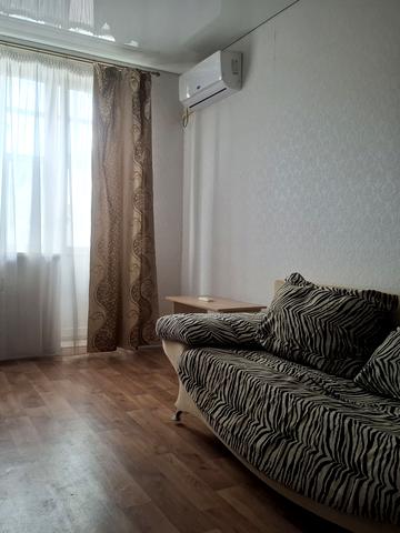 Соборна вул. (50 років Жовтня), 36