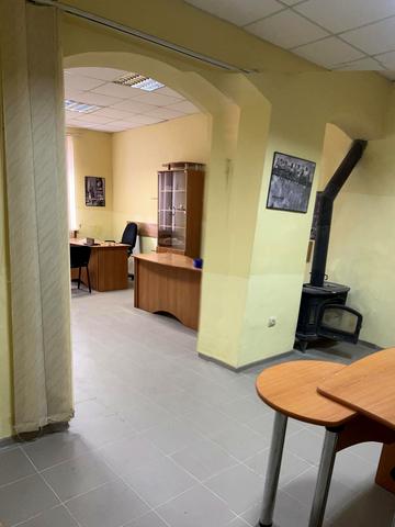 Корятовича пл., 15