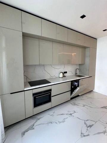 Тадея Рильського бульв., 4