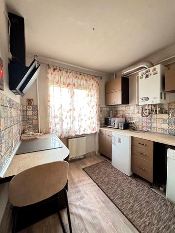 Закарпатська вул., 26