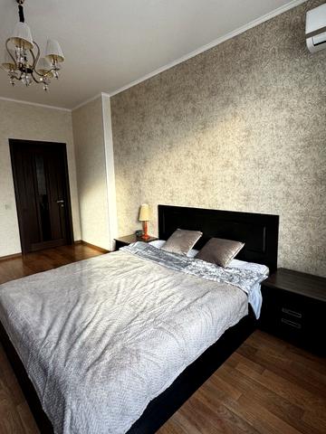 Академіка Глушкова просп., 9-Д