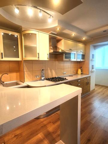 Хрещатик вул., 55