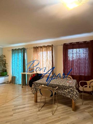 Голосіївський просп. (40-річчя Жовтня), 27