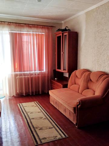 Павла Скоропадського вул. (Адмірала Макарова), 2