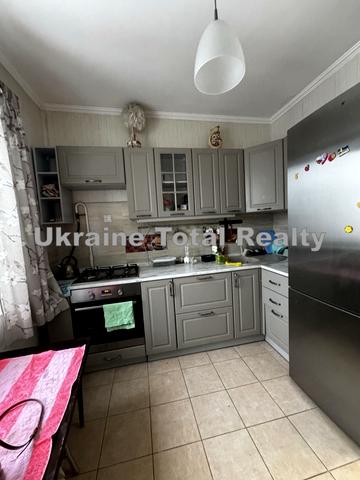 Миколи Бажана просп., 7-Б