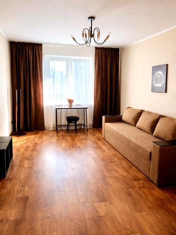 Коноплянська вул., 22-Б