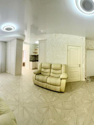 Героїв Небесної Сотні просп., 30/2