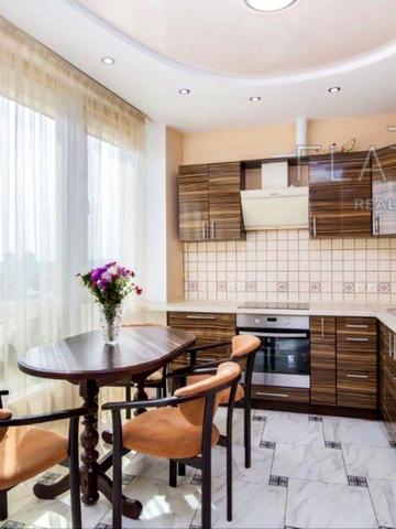 Соборності просп. (Воззєднання), 30