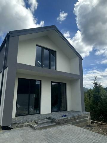 Набережна вул.