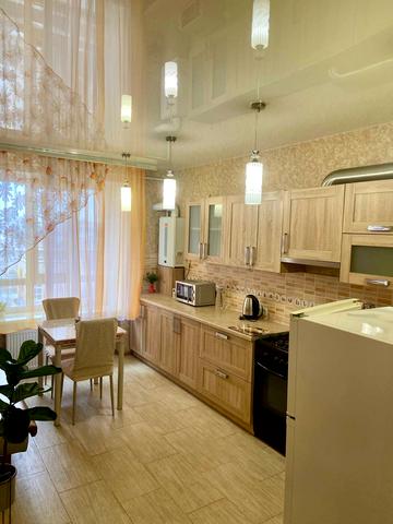 Володимира Антоновича вул. (Свердлова), 36-Л