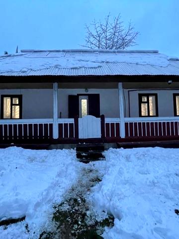 Лесі Українки, 7