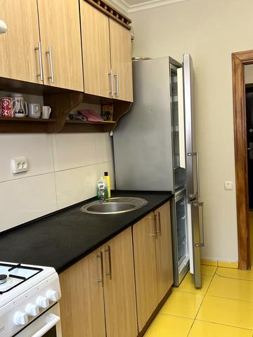 Олени Теліги вул., 4