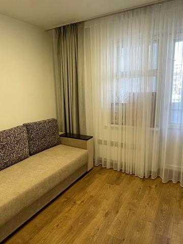 Заводська, 7