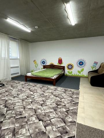 Під Голоском вул., 4-Б