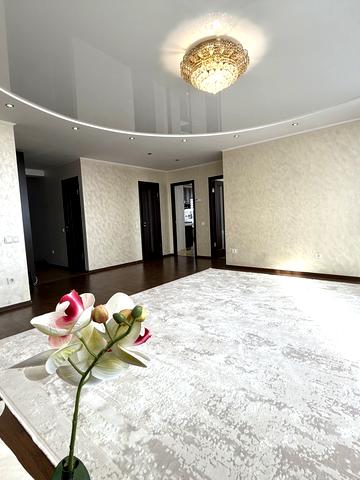 Тролейбусна вул., 9-Б