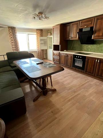 Тополина вул., 14/1