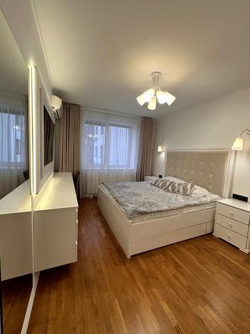 Макогона вул., 23