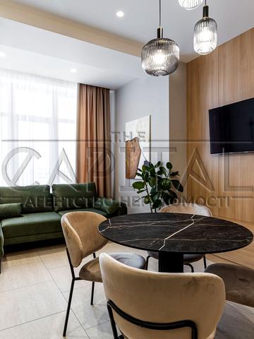 Андрія Верхогляда вул. (Михайла Драгомирова), 7