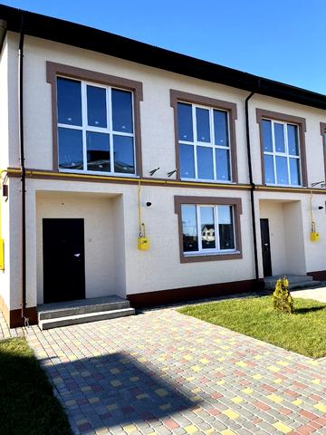 Ясна вул., 12