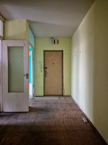 Бориса Тлехаса вул., 88