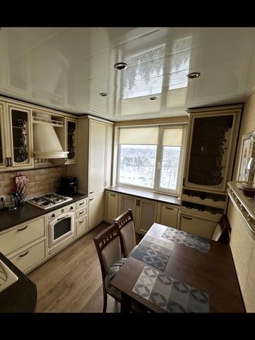 Велика Набережна вул. (50-річчя СРСР), 41