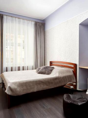 Сербська вул., 6