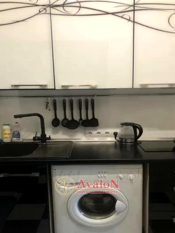 Миколаївська дорога вул., 297