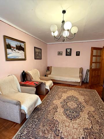 Івана Чендея вул., 3