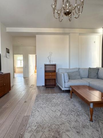 Григорія Сковороди вул., 6