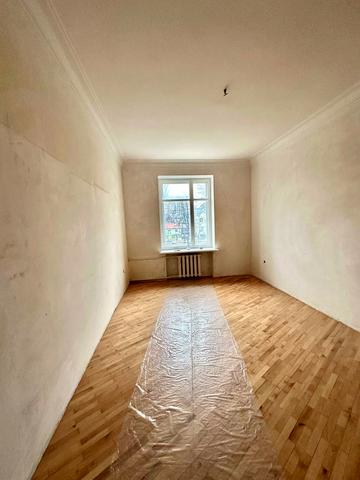 Пирогова вул., 27
