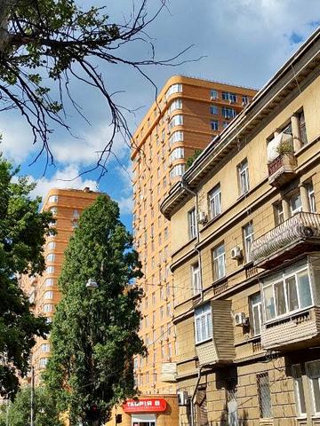 Олександра Свіща вул., 45