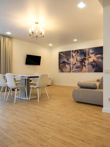 Героїв Майдану вул.