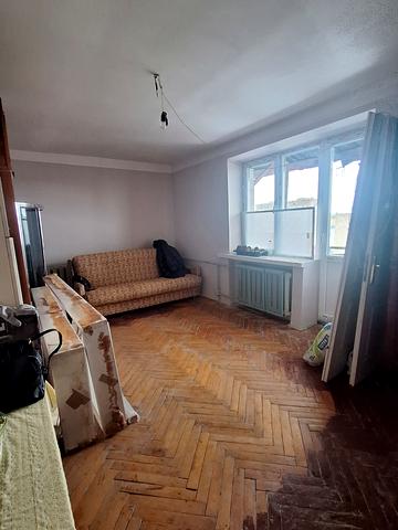 Сергія Скальда вул. (Комарова), 25