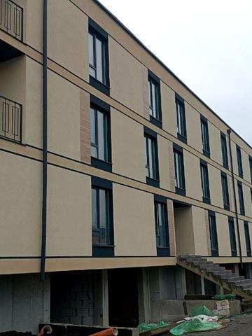 Степана Бандери вул., (Будинок 1)