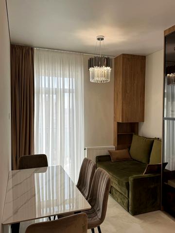 Капушанська вул., 150