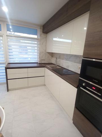 Євгена Олесницького вул. (), 35