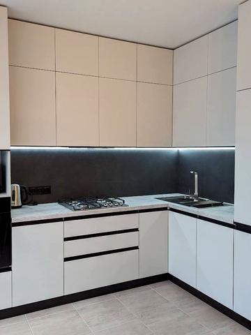 Володимира Івасюка вул., 21-Г