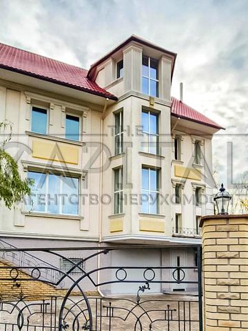 Ломаківська вул. (Мічуріна), 2