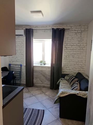 Покровська вул., 40-Б