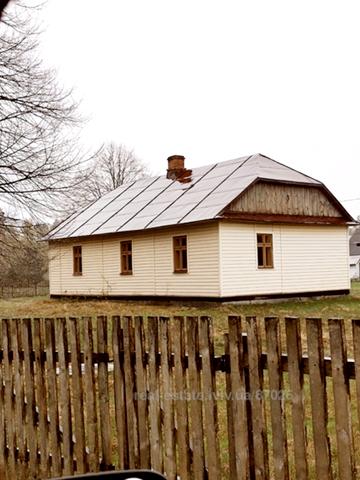 Центральна, 1