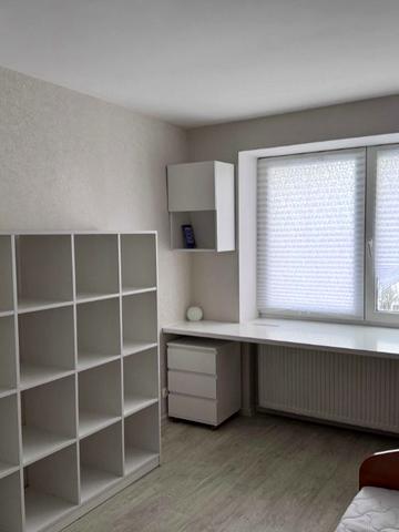 Науки просп. (Леніна), 70